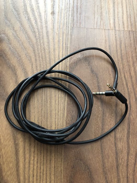 Sennheiser Momentum 2 cu fir