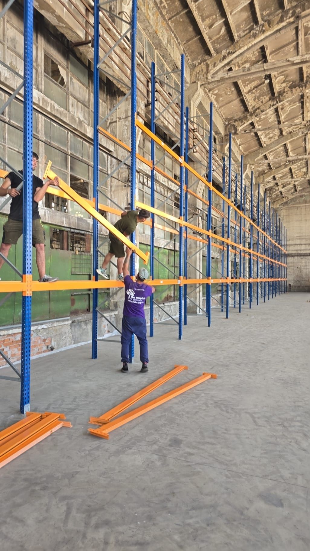 Rafturi metalice profesionale sh impecabile