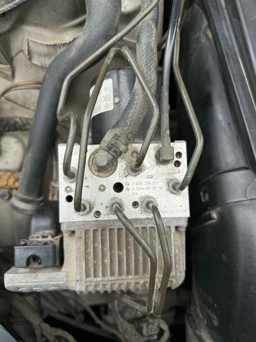 На Части Mercedes W211 E320CDI