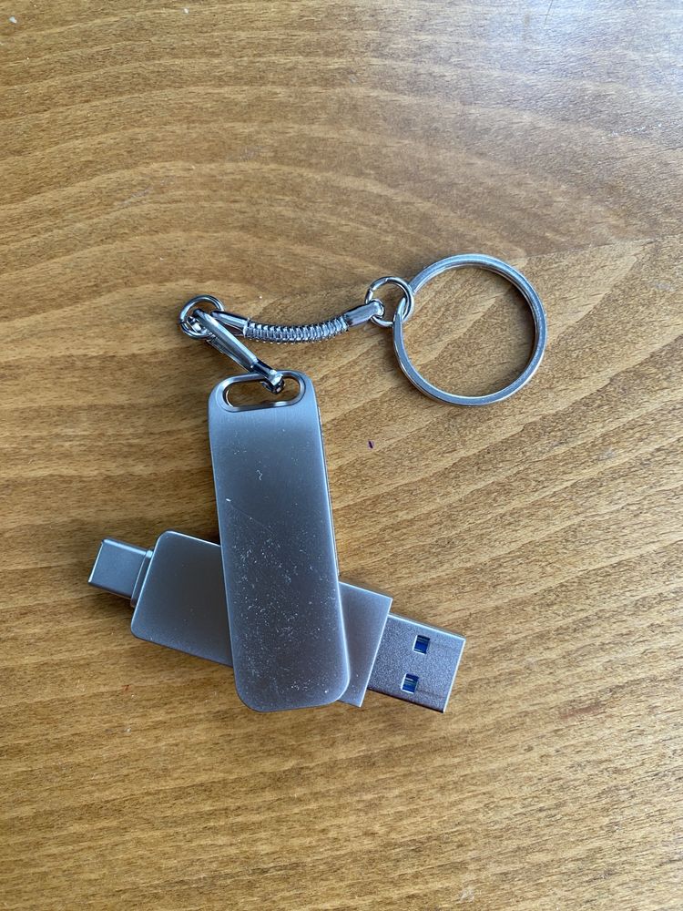 16TB USB 3.2 Флашка – Високоскоростна памет, Type-C / USB, OTG
