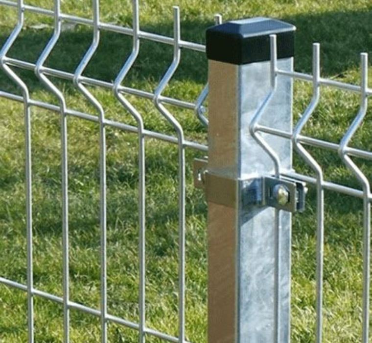 Construim garduri și porți la cerința clientului