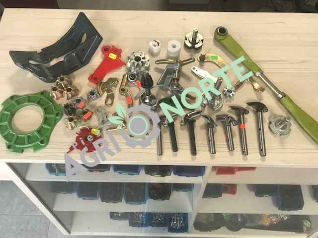 Cioc inodator,pinion,bucsi,furca,suveica,retinator,talpa presa balotat