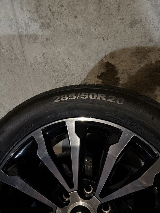 ПРОДАЕТСЯ диска+ Балон 285/50R20 POWERTRAC