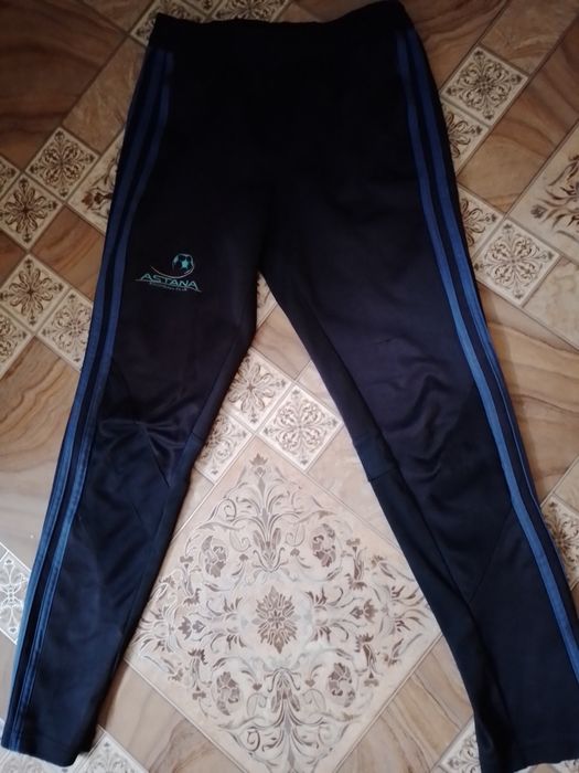 Продам штаны Adidas
