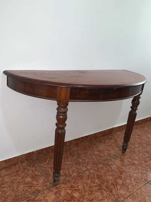 Consola masa stil baroc