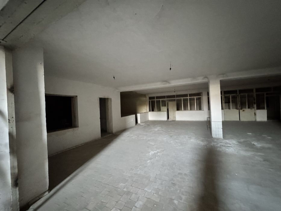 Продается сдается 2 этажное здание + подвал