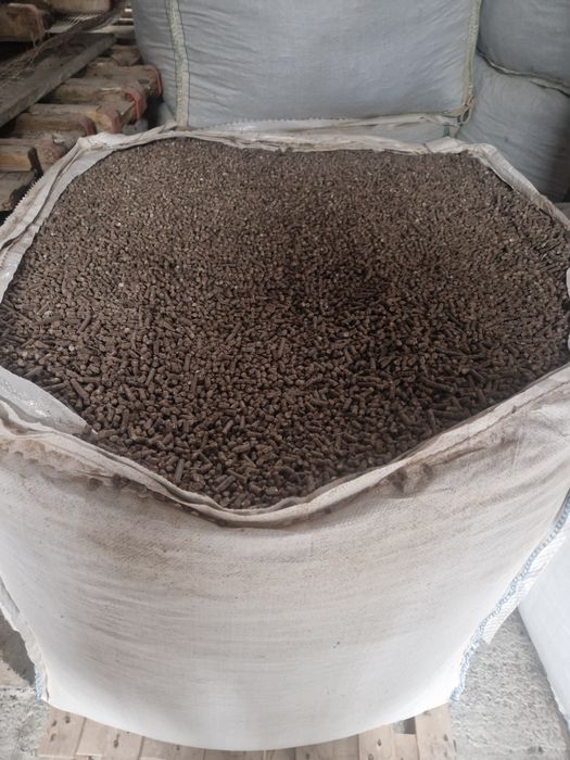 Ingrasamant natural peletizat de pasare similar Italpolina sau Orgevit