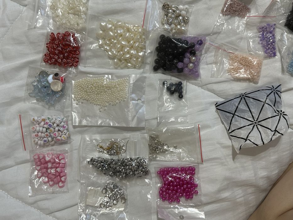 бусины, бисер, бижутерия для рукоделия