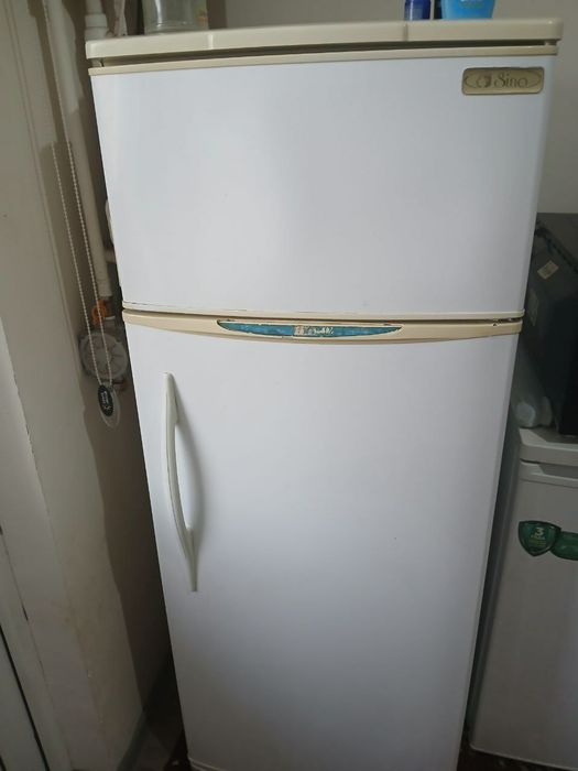 Muzlatgich Sino sotiladi