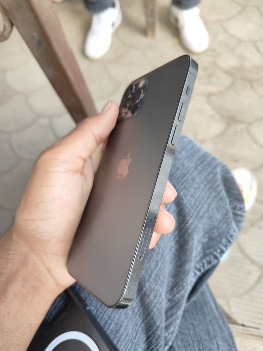 Iphone 12 pro very good condition