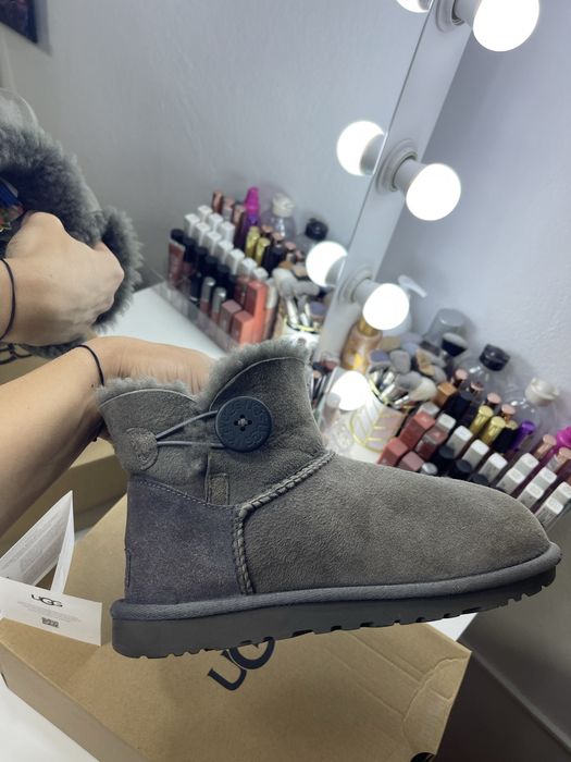 Ugg australia electric