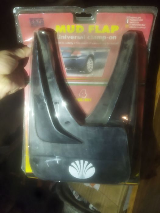 Продам брызговики новые