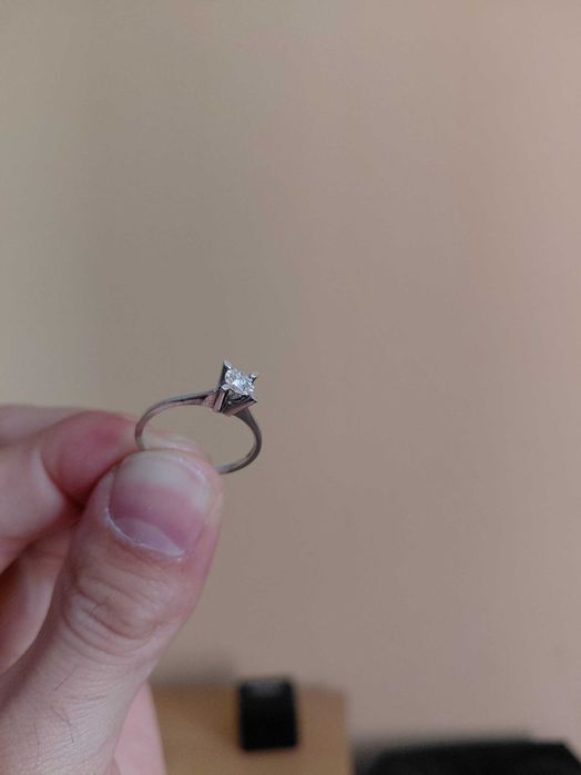 Годежен пръстен/Бяло злато/Диамант