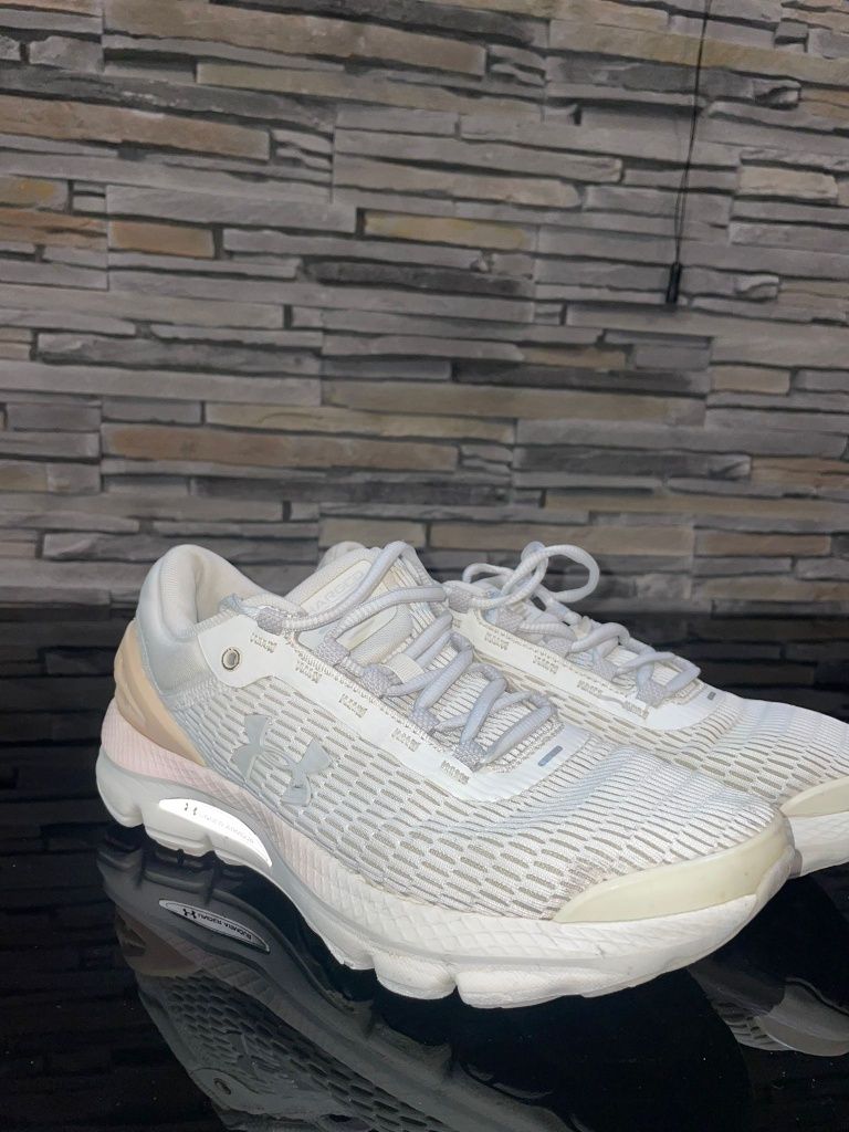 Vand Papuci under armour