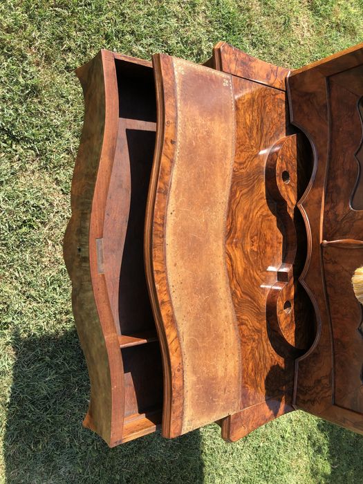 Birou din lemn masiv cu blat din piele