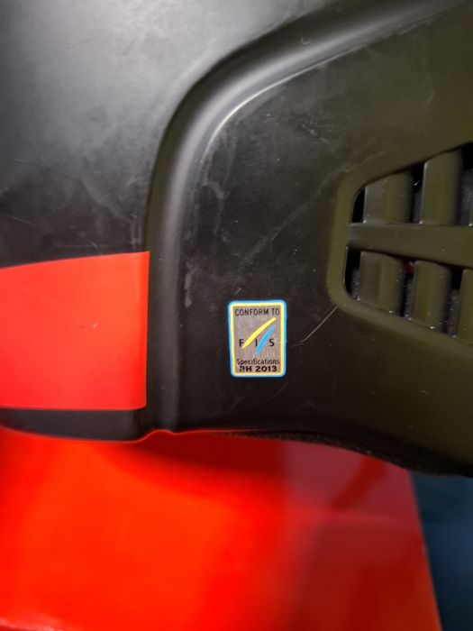 Ски каска Rossignol Imapcts