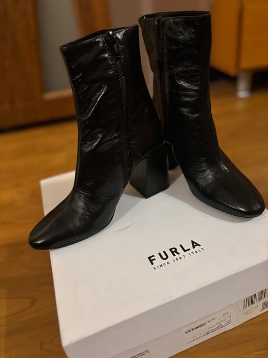 Дамски боти FURLA