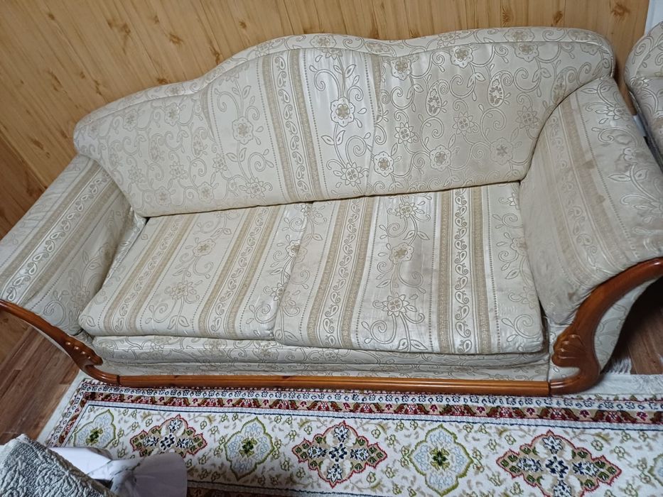 Продам белорусскую мебель приемлемо состоянии