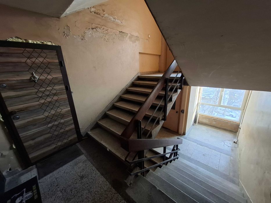 Продава се Двустаен апартамент в София, Фондови жилища - 44 кв.м за 2432 €/кв.м - Снимка #14