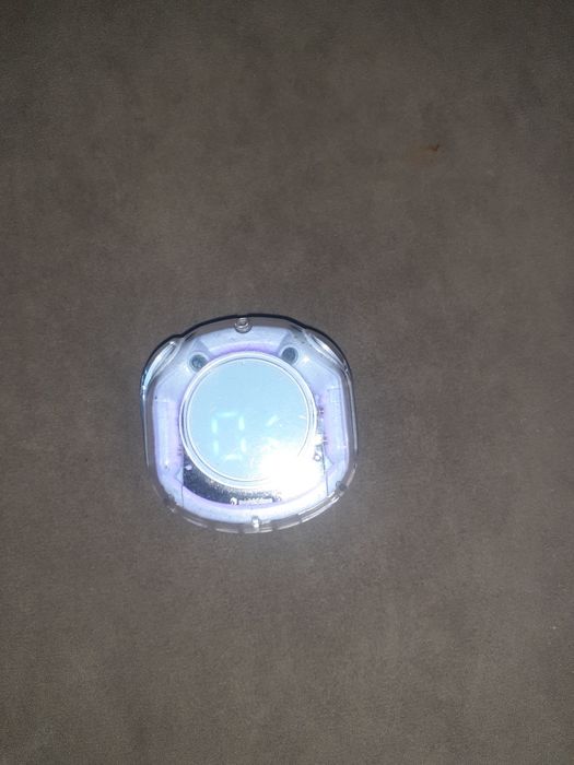 Продаю наушники TWS t8