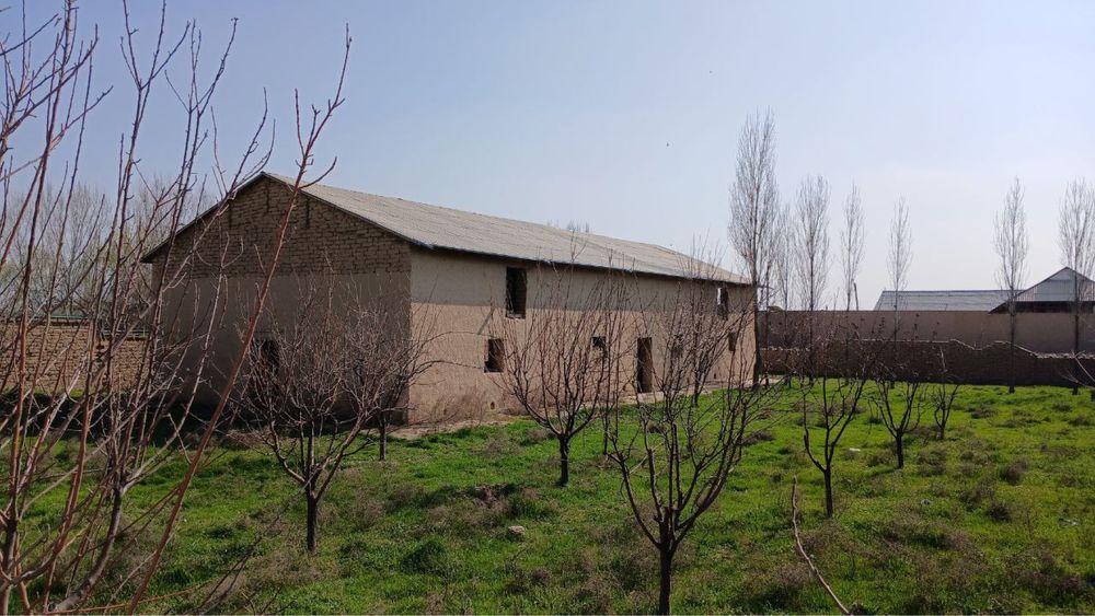 Участка сотилади