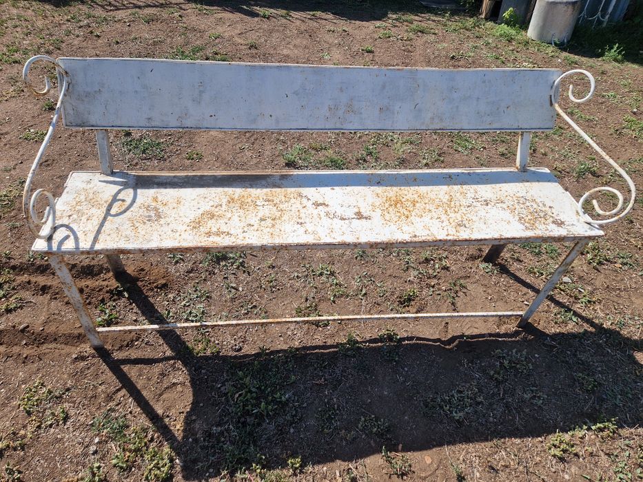 Лавочка железное