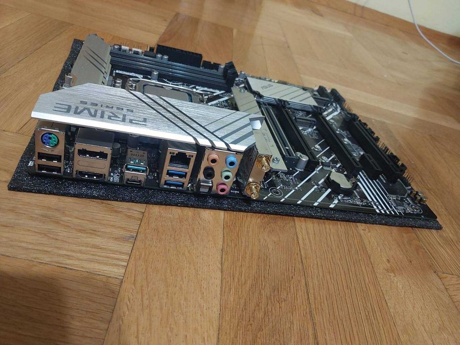 Intel Core i9 12900K + Asus Prime Z690-P Wi-Fi D4