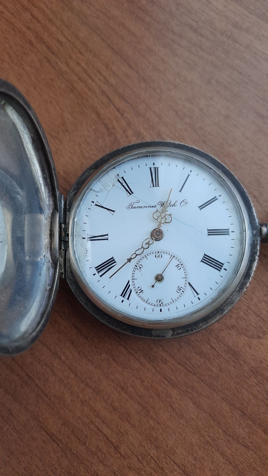 Старинные  серебряные часы