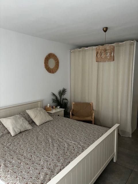 Продава се Тристаен апартамент в Бургас, Меден рудник - зона В - 90 кв.м за 1667 €/кв.м - Снимка #14