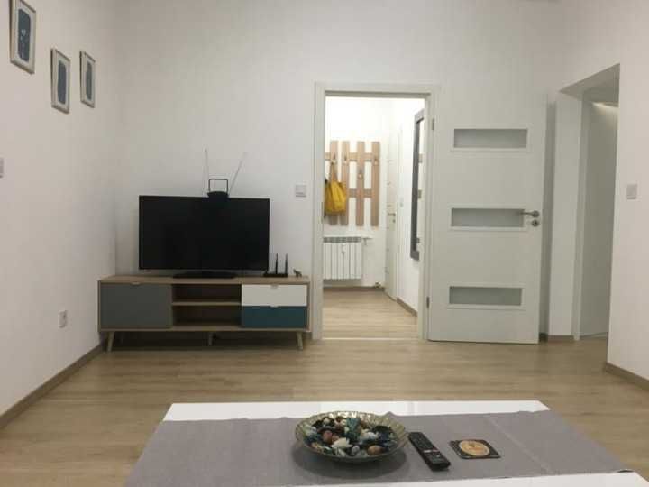 Продава се Многостаен апартамент в София, Младост 1А - 135 кв.м за 10 €/кв.м - Снимка #4