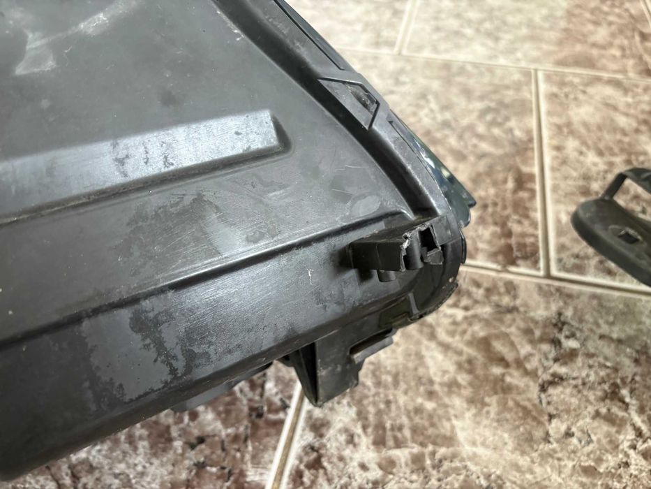 Ляв фар за VW Touran / Туаран 2012