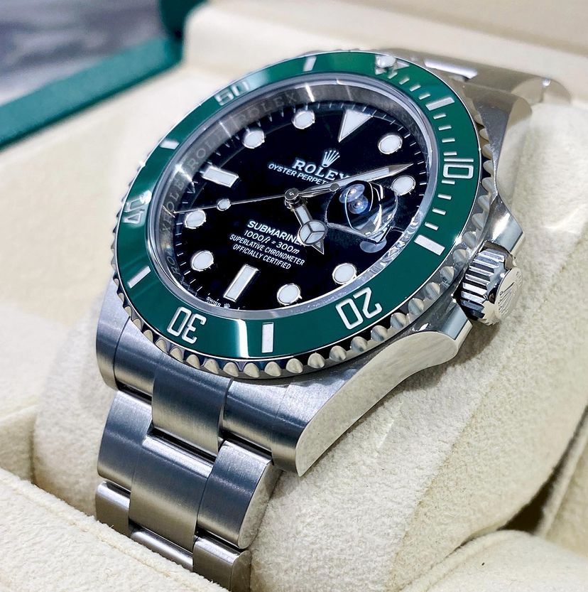 Rolex Submariner Starbucks Ref: lD 126610 lv