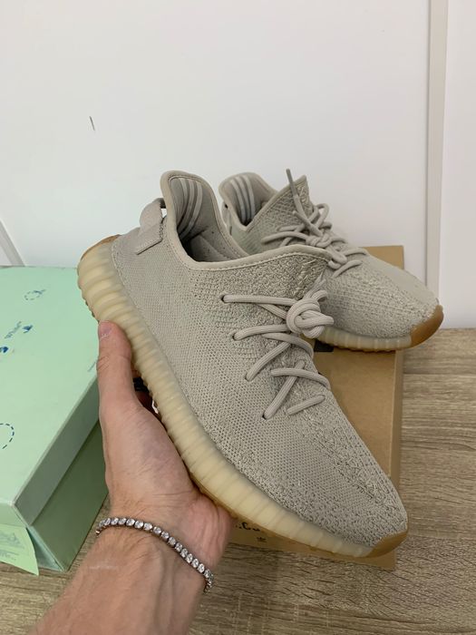 Adidas Yeezy Boost 350 V2 Sesame - size 42  - 9.4 / 10 - 1150 lei