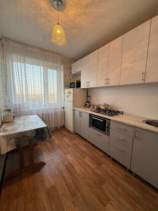 Продам 2х квартиру Боровской 59
