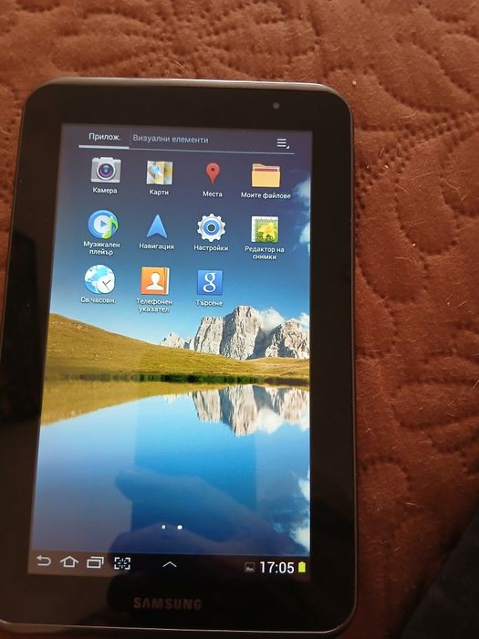 Таблет Самсунг с алуминиев корпус,сив 16 GB,екран 7 инча,3G ,