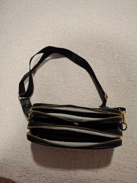 Дамска кожена чанта