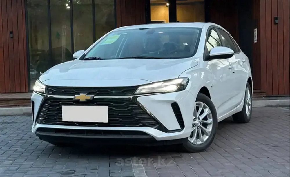 Yangi Chevrolet Monza 1.5 Full Жемчуг