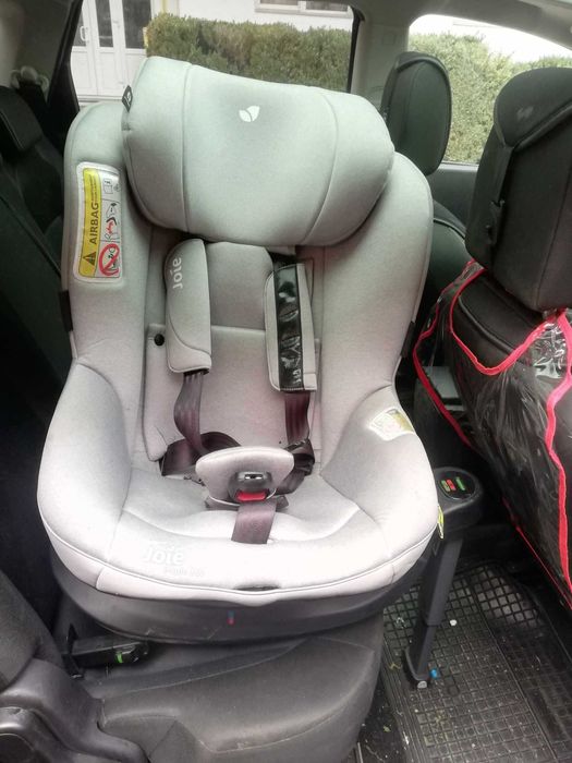 scaun auto joie360