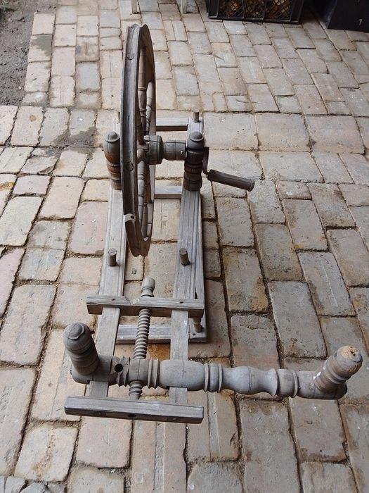 Fuior pentru tors lana.