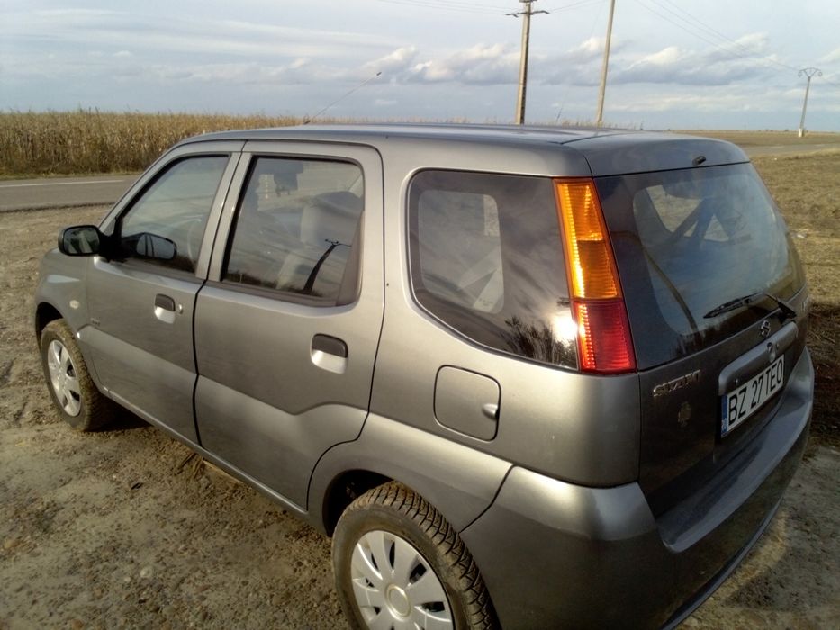 Suzuki ignis 1.3, benzina an 2006