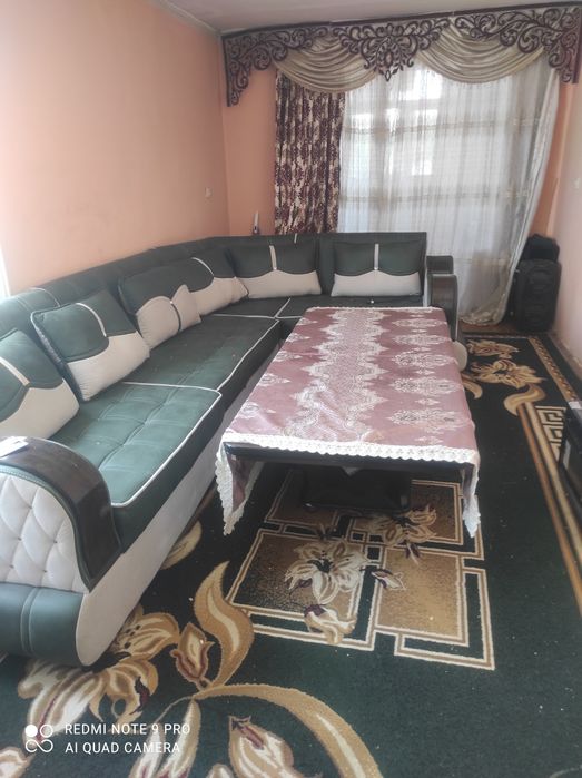 Срочно сотилади квартира