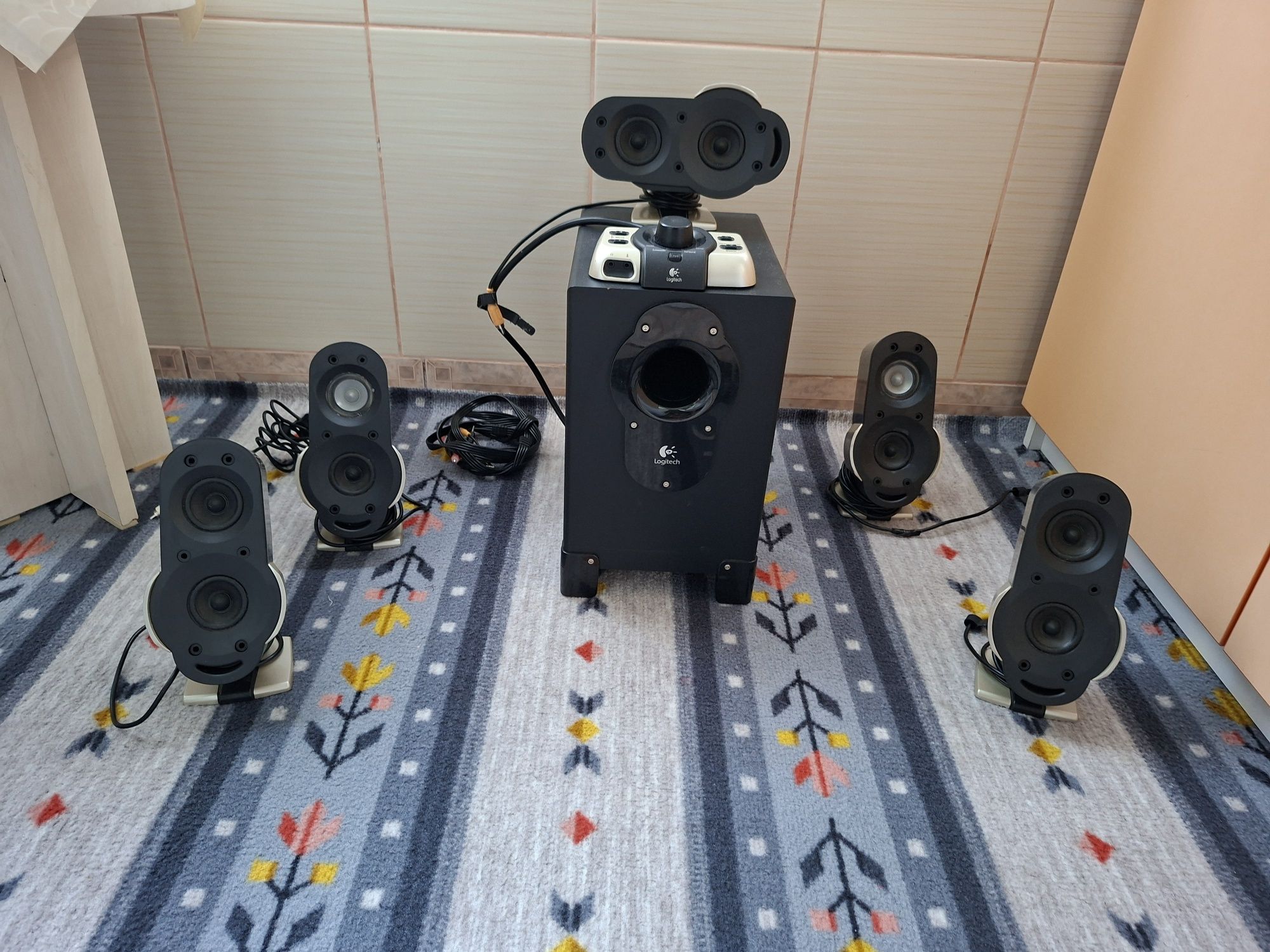 Sistem Logitech G51 Surround Sound 5.1 Speaker System