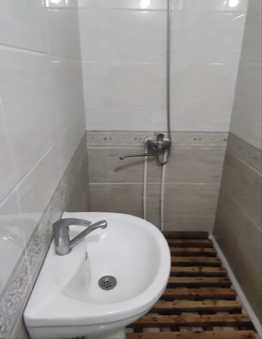 Arenda Yangi Tashmi 4xon 5ta bolaga oilaga 400 dol