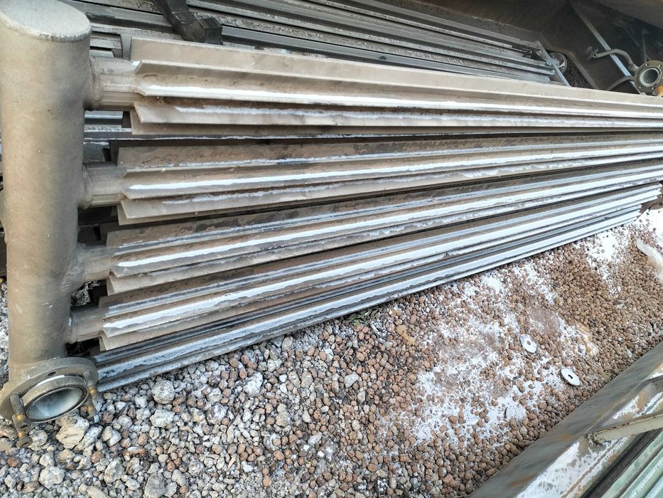 Регистры Батареи отопления  Алюминий дираль  длина 4 метра 5 секции