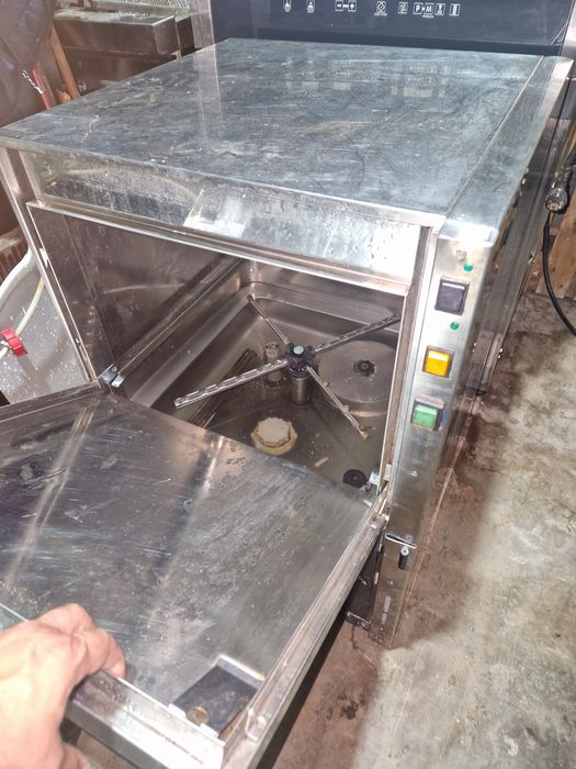 Mașina spălat vase, din inox, ciclu 2 min, spalare rapida,