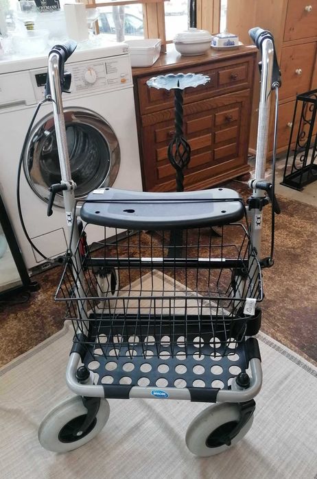 проходилка за възрастни