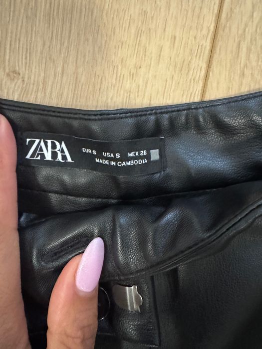 Кожени къси панаталони ZARa
