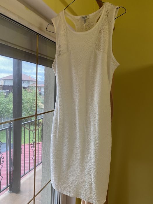 Vand rochii evenimente