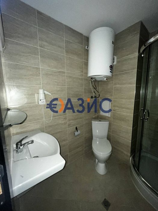 # 33516406 Двустаен апартамент в комплекс Луксор, Свети Влас . 6 ет,