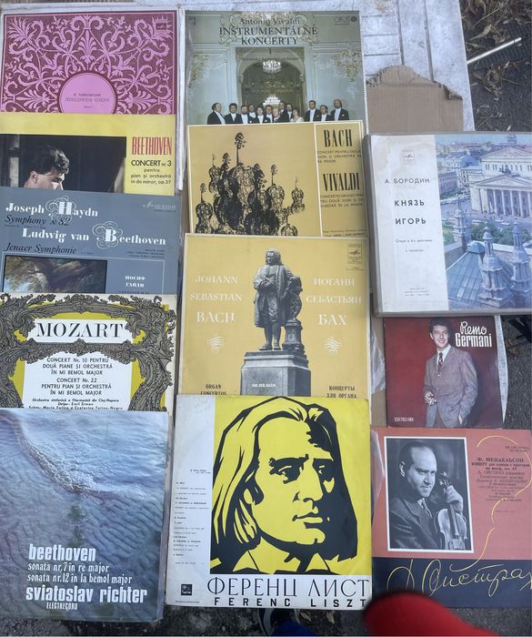 Colectie Discuri Pickup  muzica veche Romaneasca si straina . 60 buc